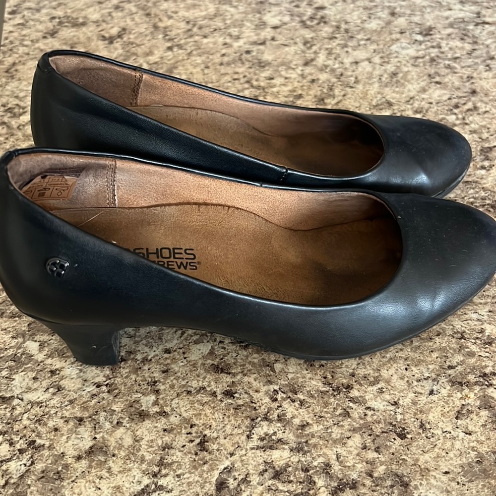 Women’s Shoes for Crew’s Slip Resistant Shoes